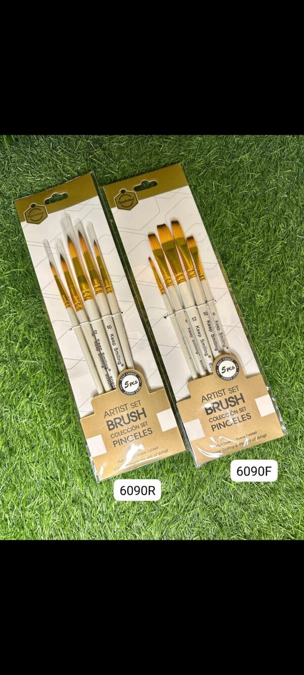 2 sets of brushes round & flat